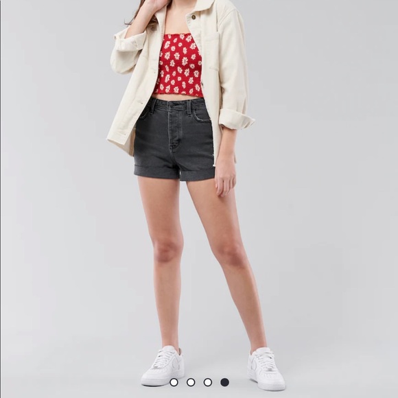 **SOLD**Hollister Dark Grey Mom Short Size 7 - Picture 9 of 9